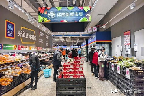 量贩零食巨头跨界扩张，日用百货战火重燃，社区超市如何破局求生？